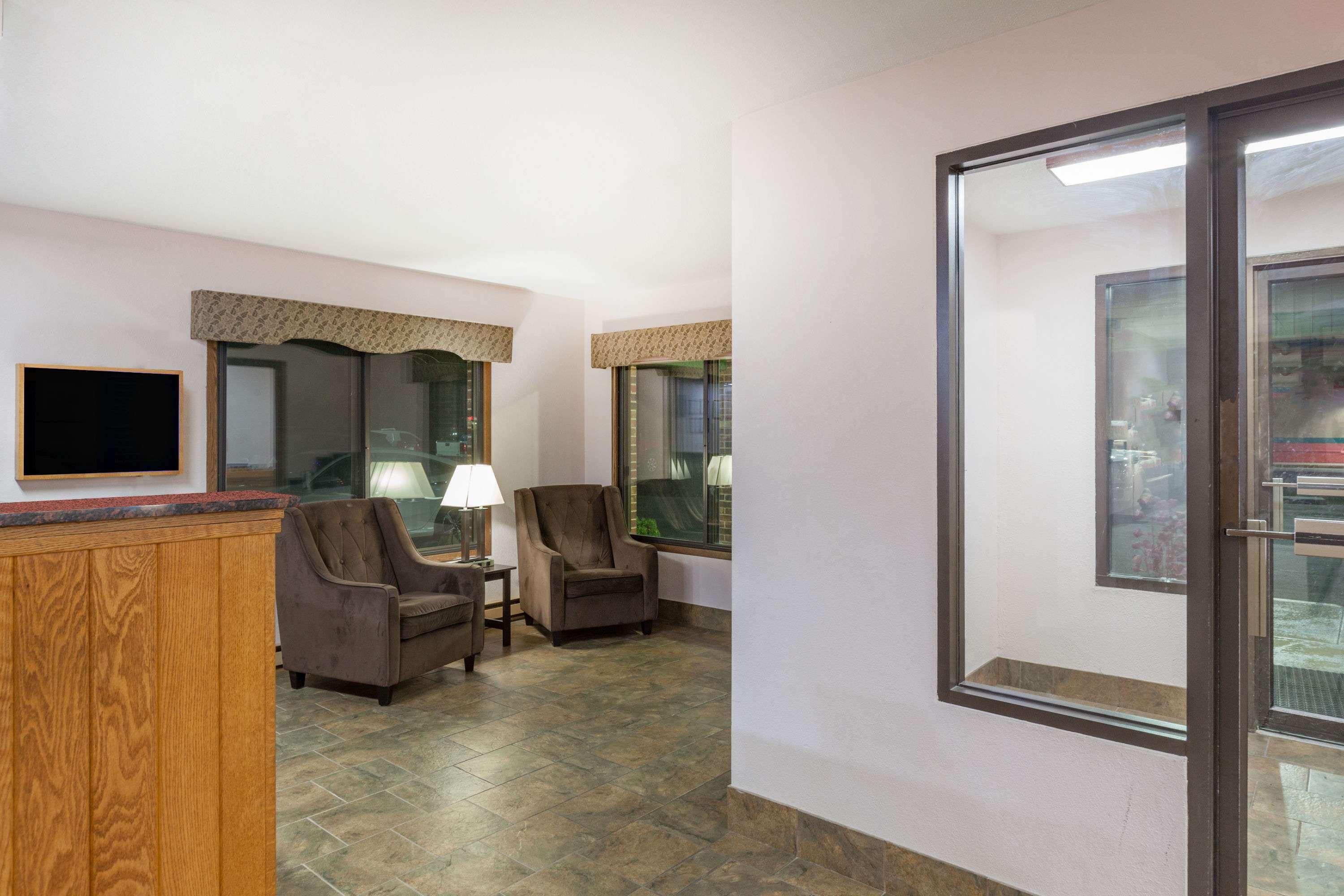Days Inn By Wyndham Mason City Extérieur photo
