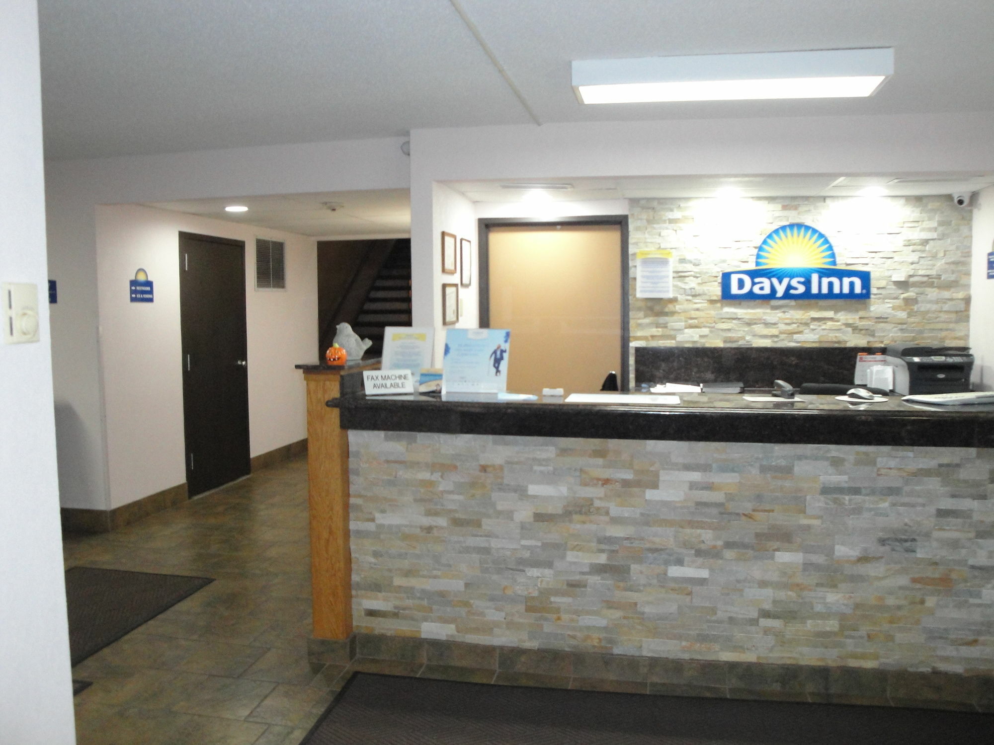 Days Inn By Wyndham Mason City Extérieur photo